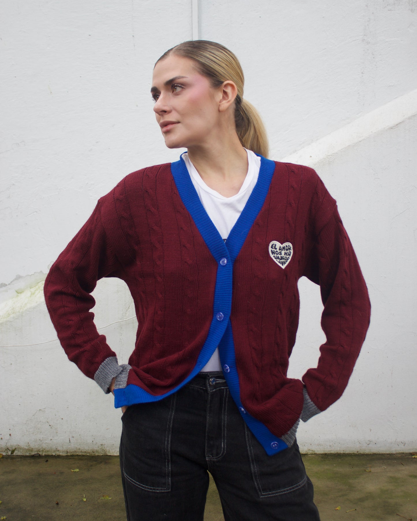 Saco tejido vino tinto con azul