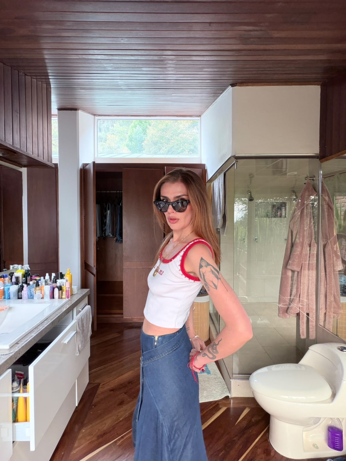 Thank Top Inmoral Corto