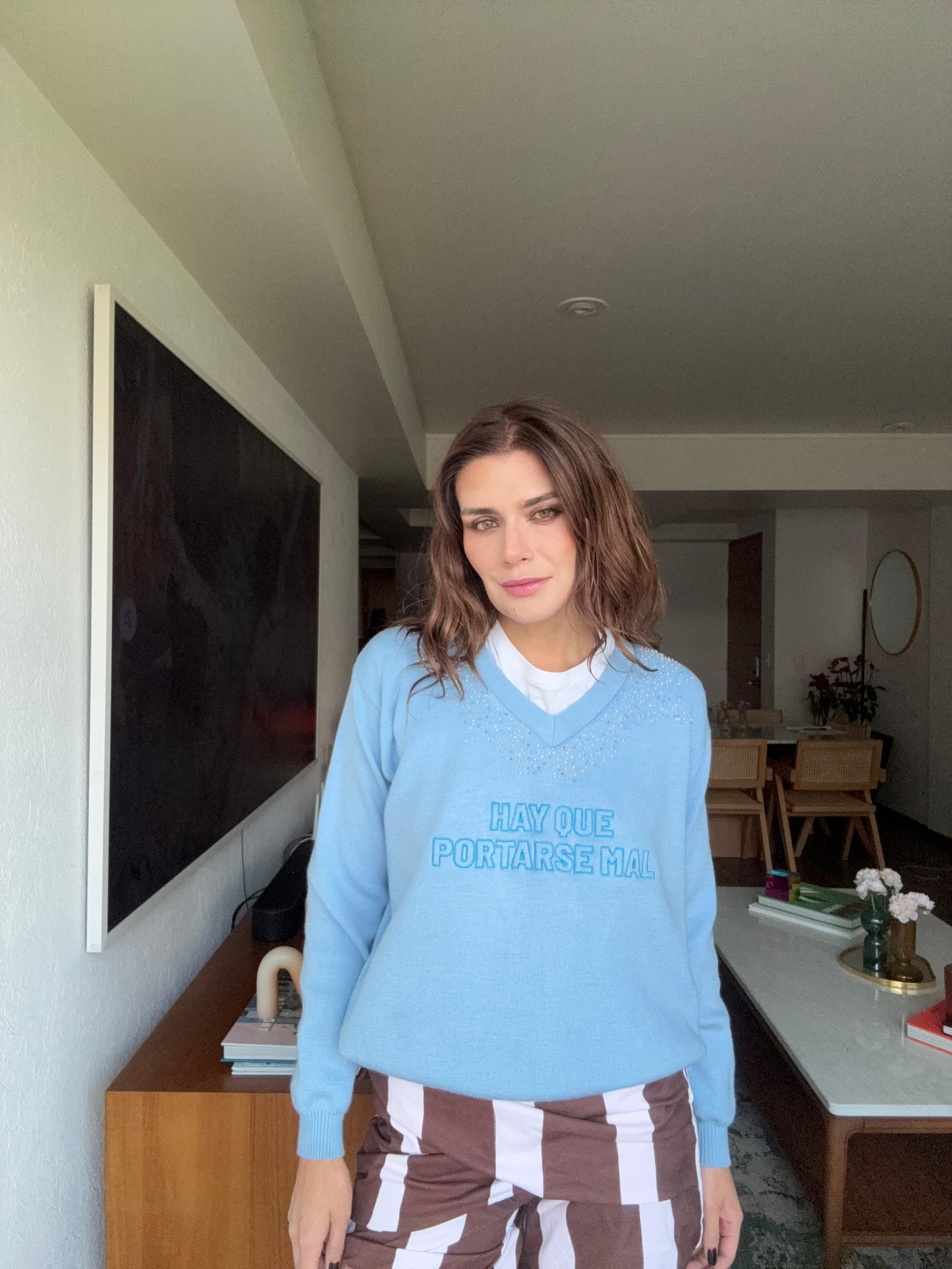 Hay que portarse mal-Azul BORDADO A MANO